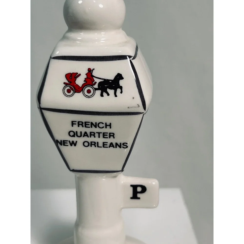 Vintage French Quarter New Orleans Street Lamp Salt and Pepper Shakers Set White